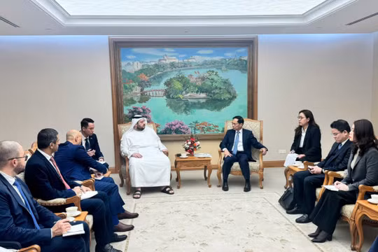 Đề nghị UAE xây dựng trung tâm trung chuyển, dự trữ dầu thô và sản phẩm lọc hóa dầu tại Việt Nam