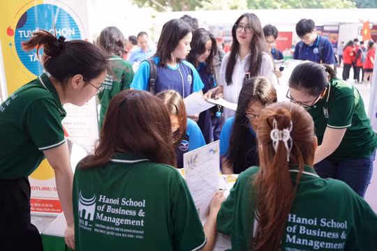 Tuyển sinh sớm liệu có bị khai tử trong mùa tuyển sinh đại học năm 2025?