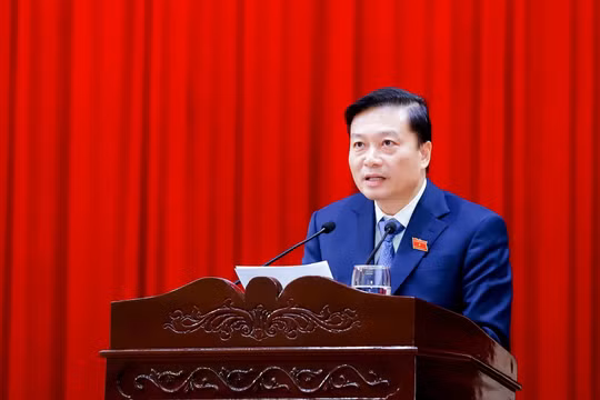 Ông Lê Hồng Vinh được bầu giữ chức Chủ tịch UBND tỉnh Nghệ An