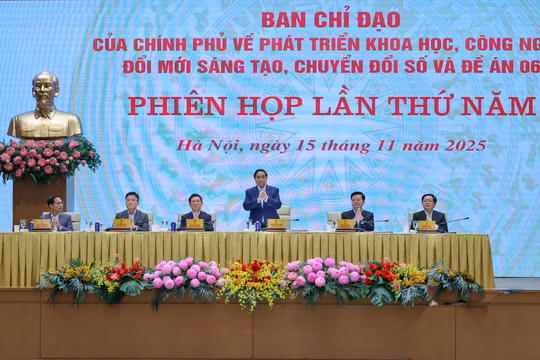 Thủ tướng Phạm Minh Chính: Thủ tục không cần thiết phải mạnh dạn cắt bỏ
