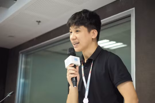 Thầy giáo bại não mở cánh cửa công nghệ cho người khuyết tật Việt Nam bước ra thế giới
