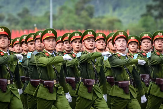 80 năm - Vinh quang Công an nhân dân Việt Nam