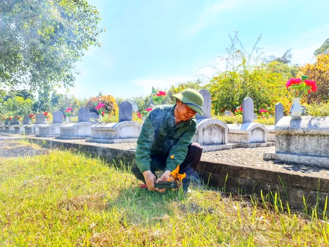 Lựa chọn nghề người sống trông coi người chết như ông Nguyễn không phải ai cũng chọn.