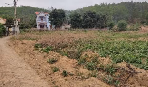 Hết 