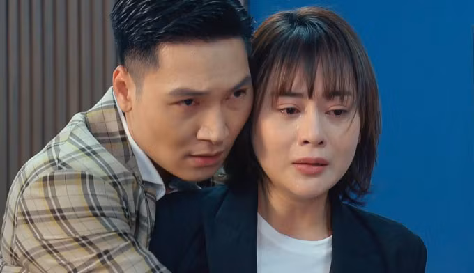 Phương Oanh lẫn Mạnh Trường đều hóa thân tốt, đẩy cảm xúc khán giả trong những tập gần đây.
