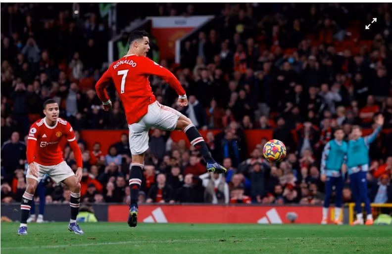sieu sao cristiano ronaldo tao thong ke an tuong trong nam 2021 hinh 1