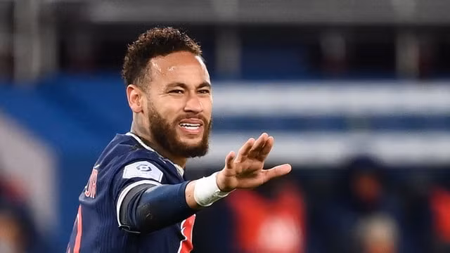 Neymar hiện đang có mối quan hệ kín đáo với ca sĩ đồng hương. Ảnh: TL