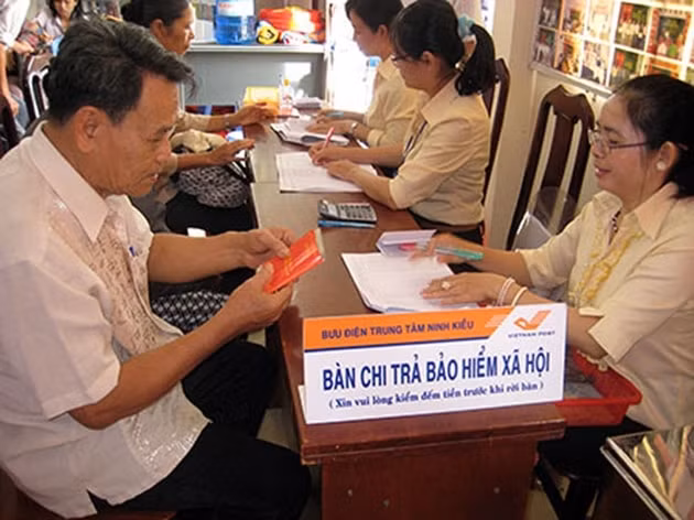 Hơn 26.700 đơn vị, doanh nghiệp chậm nộp BHXH. Ảnh minh họa.
