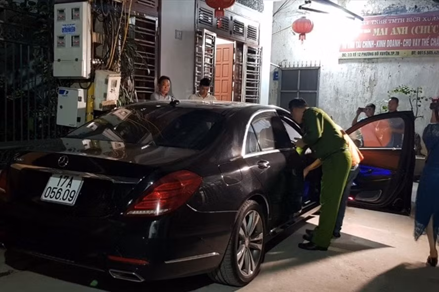 Công an TP.Thái Bình khám xét khẩn cấp nhà riêng, ô tô của Lê Mai Anh hay gọi là 'Chúc Nhị'. Ảnh: laodong.vn