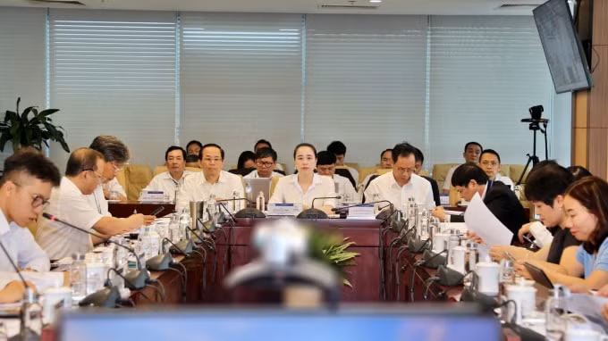 Toàn cảnh cuộc họp Đánh giá xếp hạng tín nhiệm quốc tế đối với EVNNPC.