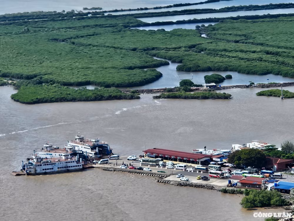 2 phà Đồng Bài