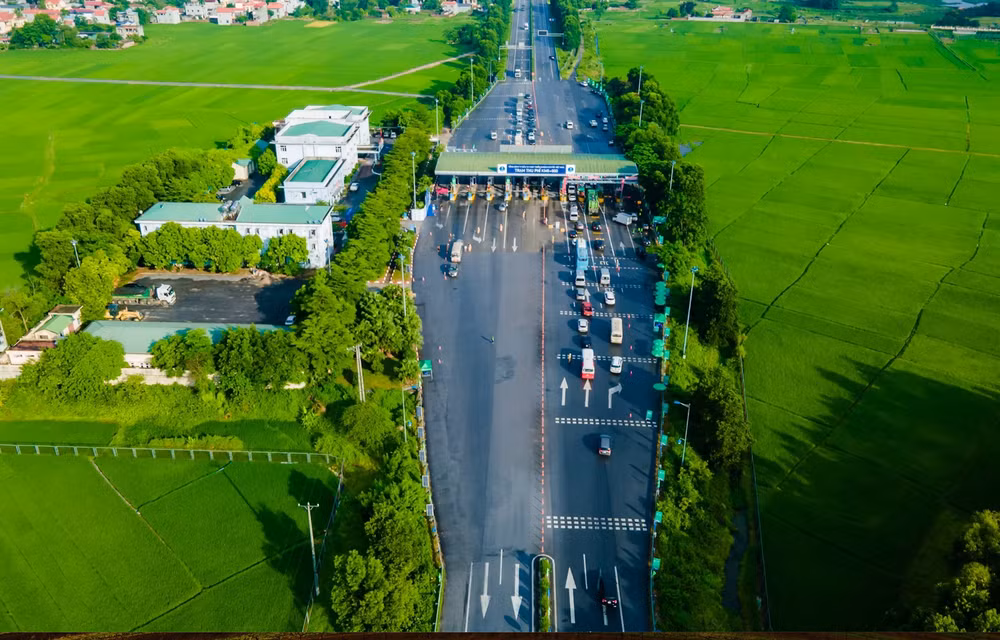 Ảnh màn hình 2025-04-22 lúc 11.39.56