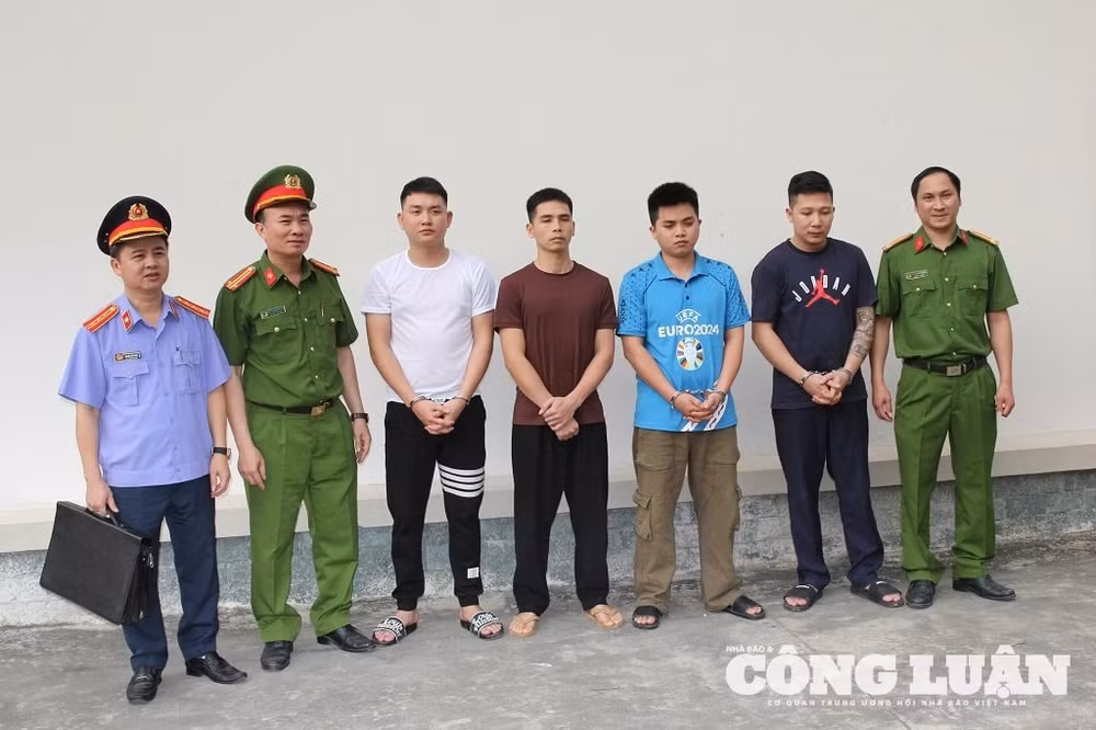 sản xuất giá hóa chất1