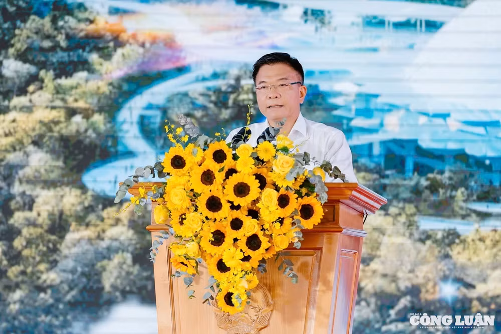 Phó Thủ tướng Chính phủ Lê Thành Long phát biểu tại Lễ động thổ.