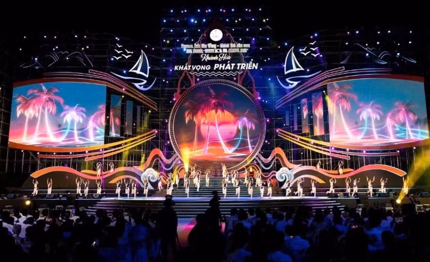2ftvl bien nha trang 2025