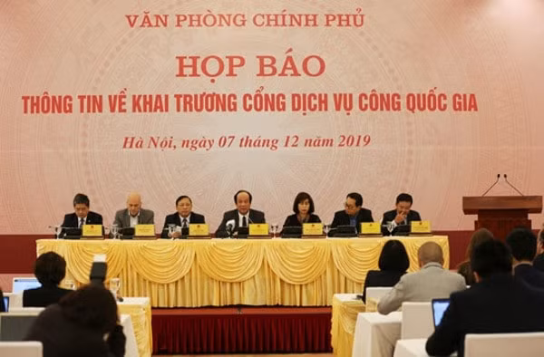Quang cảnh cuộc họp báo thông tin về Lễ khai trương Cổng Dịch vụ công Quốc gia ngày 7/12. Ảnh: VGP