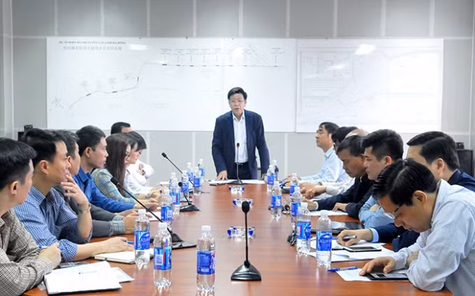Phó Chủ tịch UBND TP Dương Đức Tuấn làm việc với Công ty TNHH MTV đường sắt Hà Nội và các đơn vị liên quan