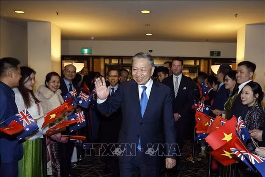 Tổng Bí thư, Chủ tịch nước Tô Lâm đến thủ đô Canberra, tiếp tục chuyến thăm cấp Nhà nước Australia