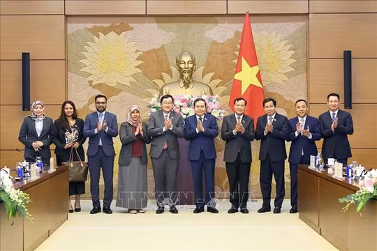 Đẩy mạnh hợp tác nghị viện, góp phần củng cố quan hệ Việt Nam - Malaysia