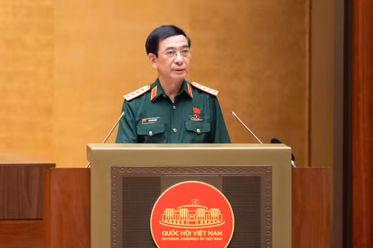 Đại tướng Phan Văn Giang trình Quốc hội sửa đổi, bổ sung 9 luật về quân sự, quốc phòng