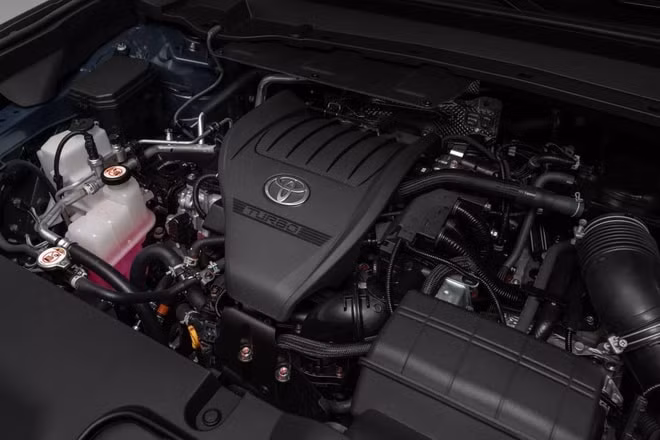 xe gam cao 7 cho toyota grand highlander ra mat hinh 7