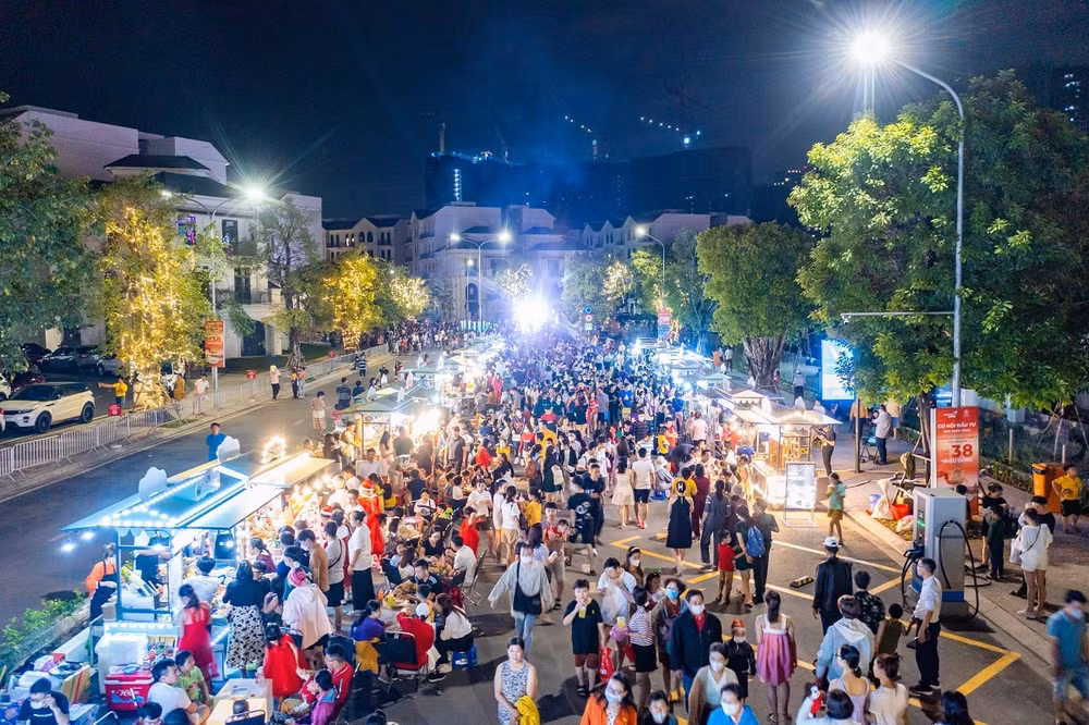 lan song dich chuyen mat bang kinh doanh ve vinhomes grand park hinh 2