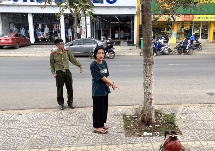 bat giu co vo tre doat mang chong bang mot nhat dao chi mang hinh 1