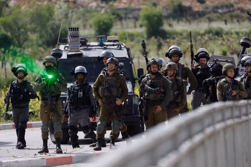 quan doi israel tieu diet 2 tay sung palestine o bo tay hinh 1