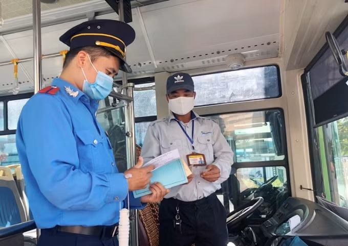 kiem tra cong tac bao dam trat tu an toan giao thong dip cuoi nam hinh 1
