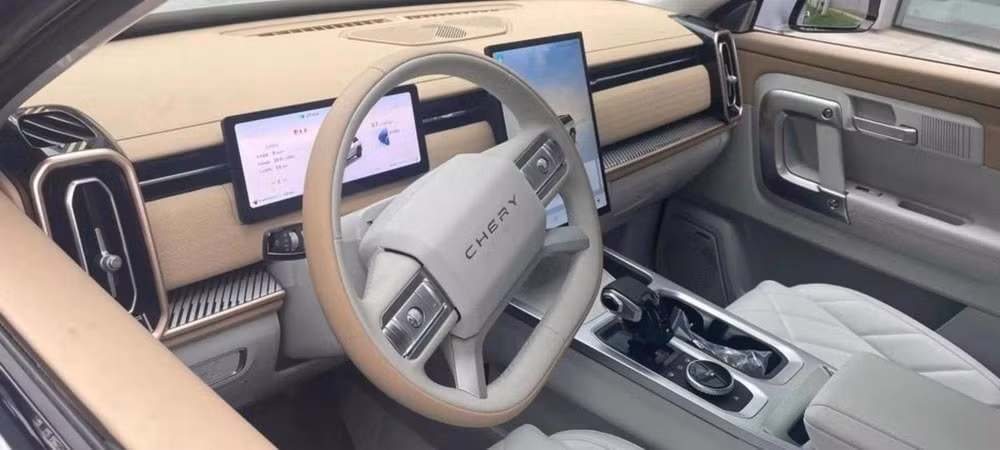 chery tj 1 mau suv chay 100 km het hon 1 lit xang sap ve viet nam hinh 5
