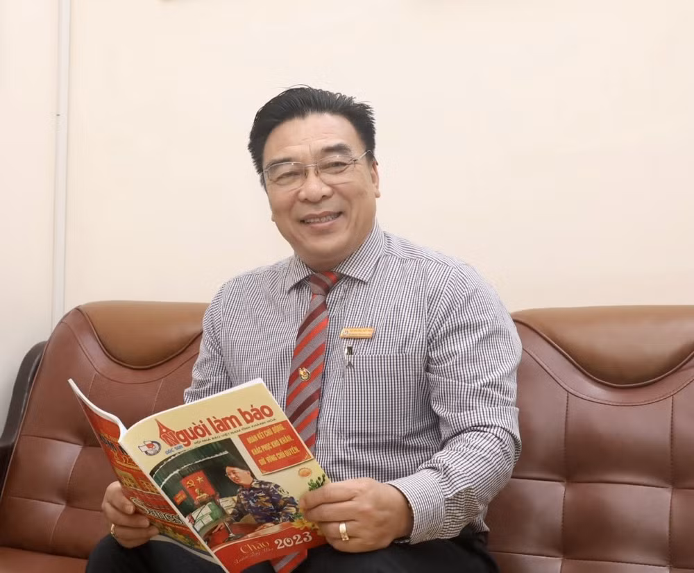 chung toi hoat dong voi tinh than doan ket chu dong doi moi hinh 1