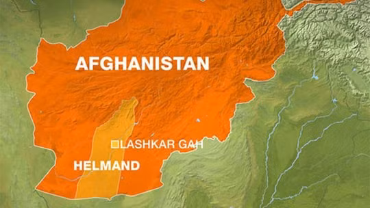 Cuộc không kích được tiến hành trong lúc cảnh sát Afghanistan đang chiến đấu với các tay súng Taliban. Ảnh: Al Jazeera