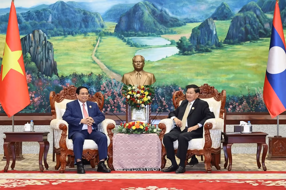 Thủ tướng Phạm Minh Chính hội kiến Tổng Bí thư, Chủ tịch nước Lào- Ảnh 3.