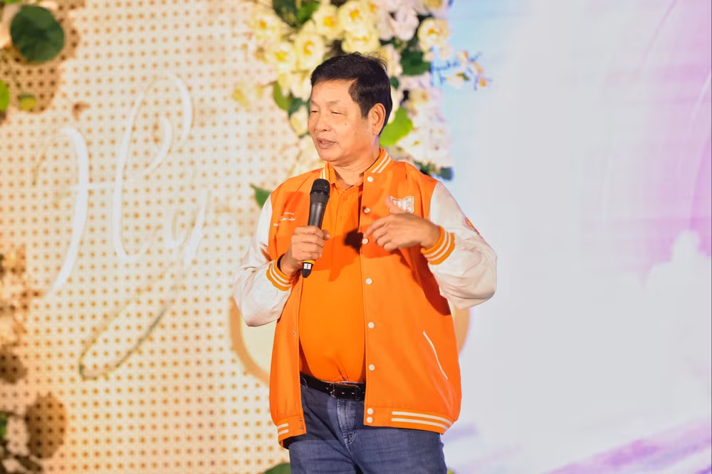 3. Ông Trương Gia Bình - Chủ tịch Tập đoàn FPT giao lưu cùng các bạn trẻ tại sự kiện MAYBE – Biết đâu đó là định mệnh
