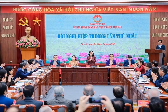 mặt trận 2