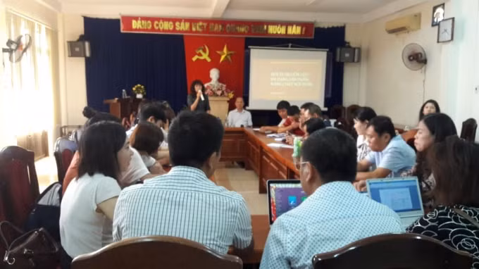 Lớp học về Tòa soạn hội tụ đã thu hút sự quan tâm của các hội viên, đồng nghiệp đang công tác tại các đơn vị báo đài địa phương và các cơ quan báo chí thường trú trên địa bàn thành phố Đà Nẵng (Ảnh: VH)