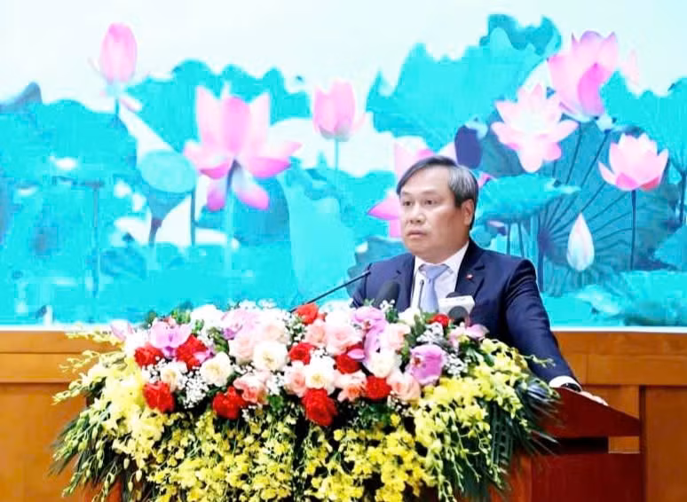 ong-vu-dai-thang-bi-thu-tinh-uy-quang-ninh.jpg