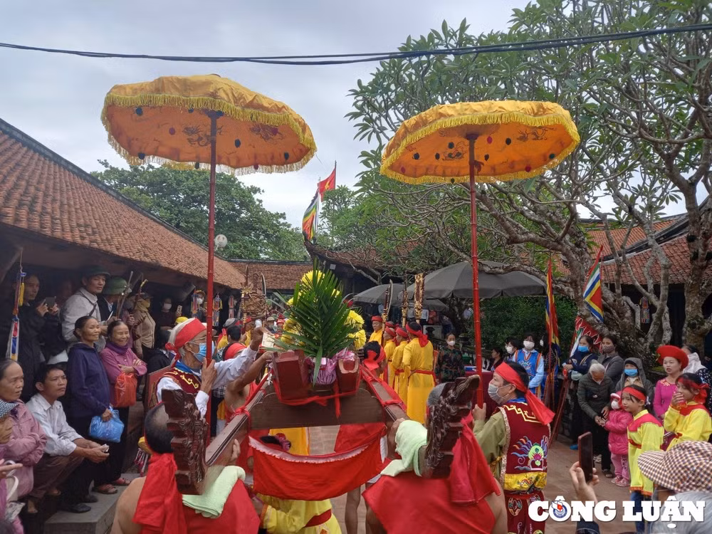 doc dao net van hoa dan gian trong le hoi chua keo thai binh hinh 4