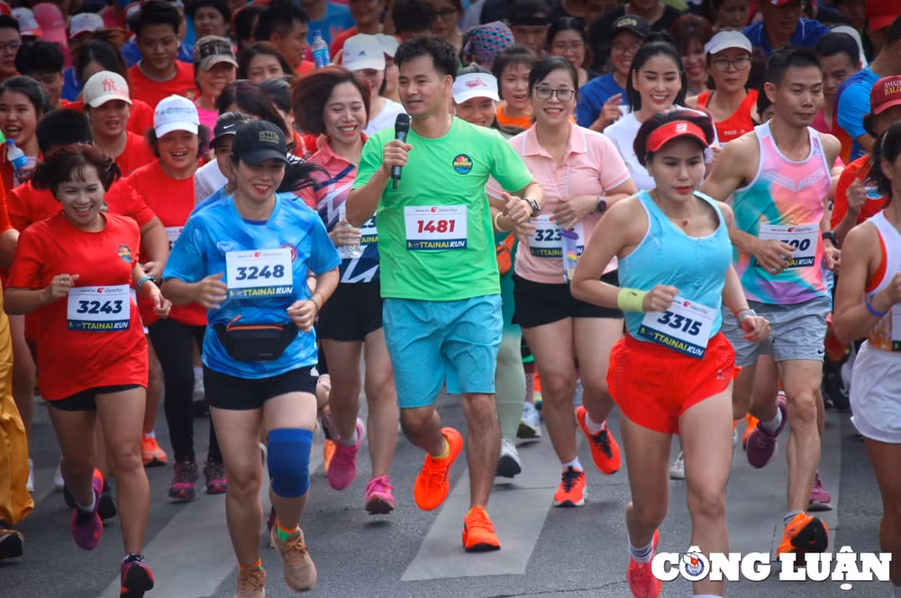 soi dong giai chay mottainai run 2023 giup do cac em nho co hoan canh kho khan hinh 2