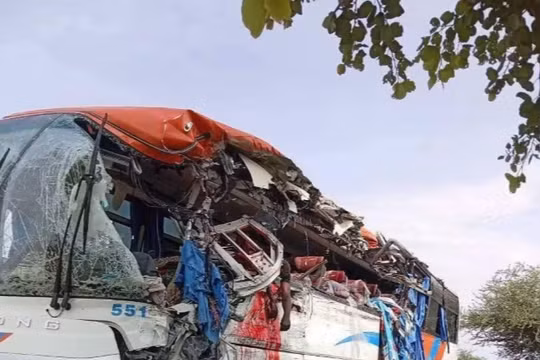 Va chạm xe buýt ở Niger khiến 22 người thiệt mạng
