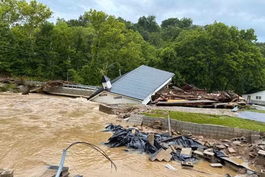 Mỹ: Bang Kentucky tuyên bố tình trạng khẩn cấp sau trận lũ khiến 4 người thiệt mạng