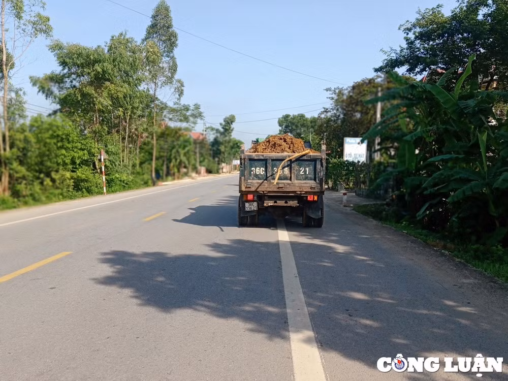 thanh hoa siet chat tai trong cac phuong tien van tai xe coi noi an binh bat dong hinh 4