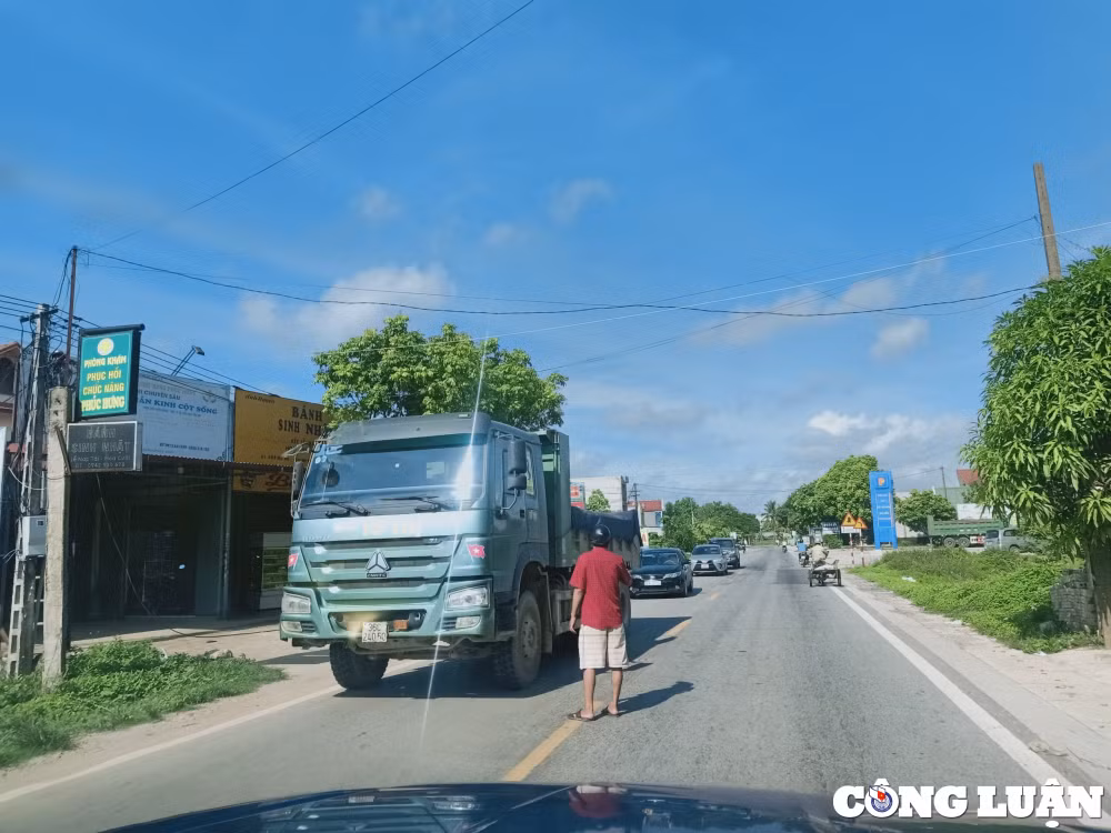 thanh hoa siet chat tai trong cac phuong tien van tai xe coi noi an binh bat dong hinh 1