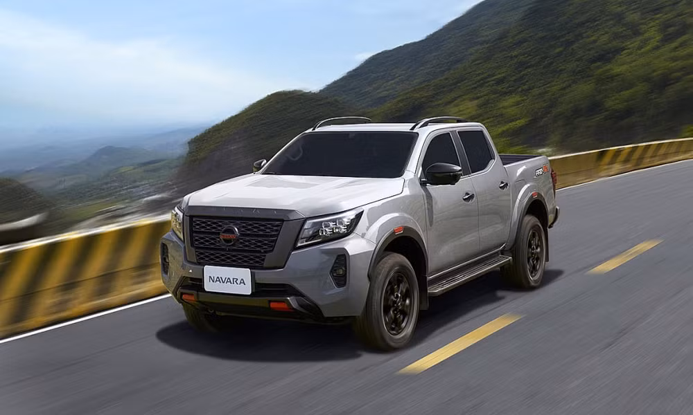 nissan navara phien ban nang cap chinh thuc co mat tai viet nam hinh 1