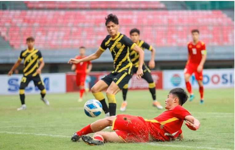 hlv dinh the nam doi tuyen u19 viet nam gap van de ve tam ly hinh 2