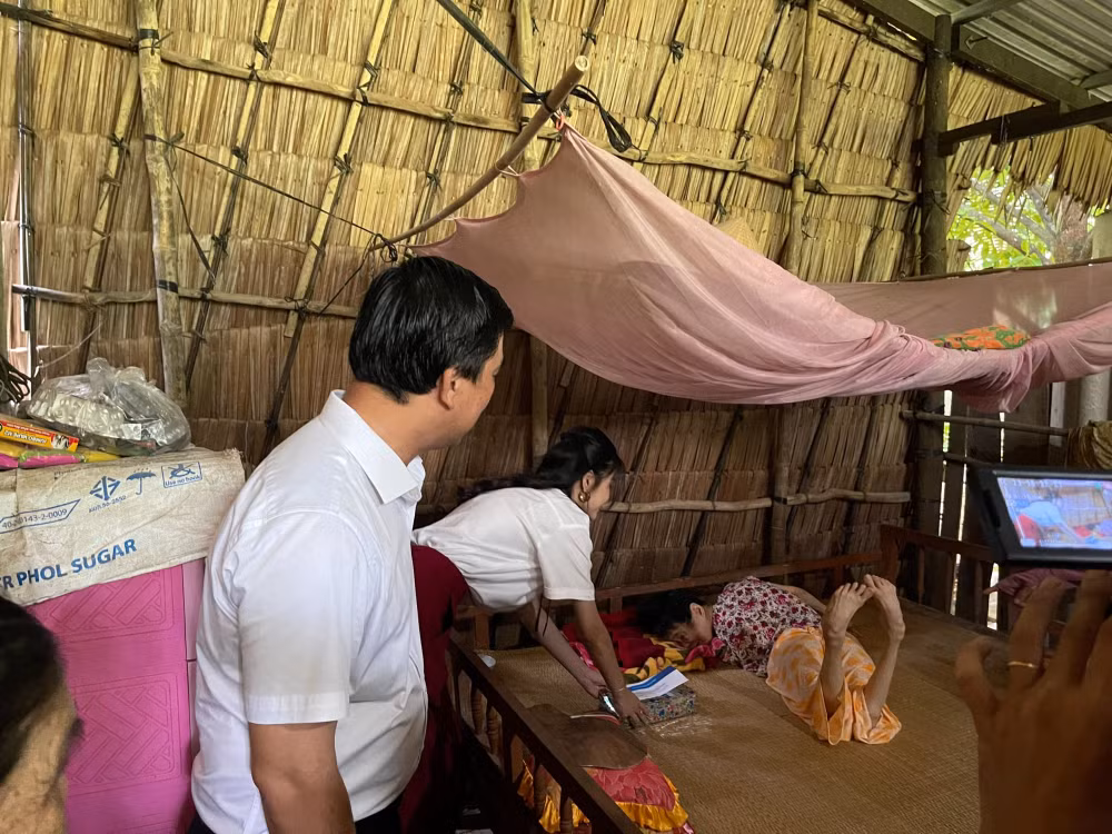 hoa hau moi truong nguyen thanh ha tham nan nhan chat doc da cam o ben tre hinh 6