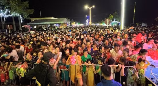 phu tho hang nghin nguoi tham du le khai mac tuan du lich thanh thuy nam 2022 hinh 3