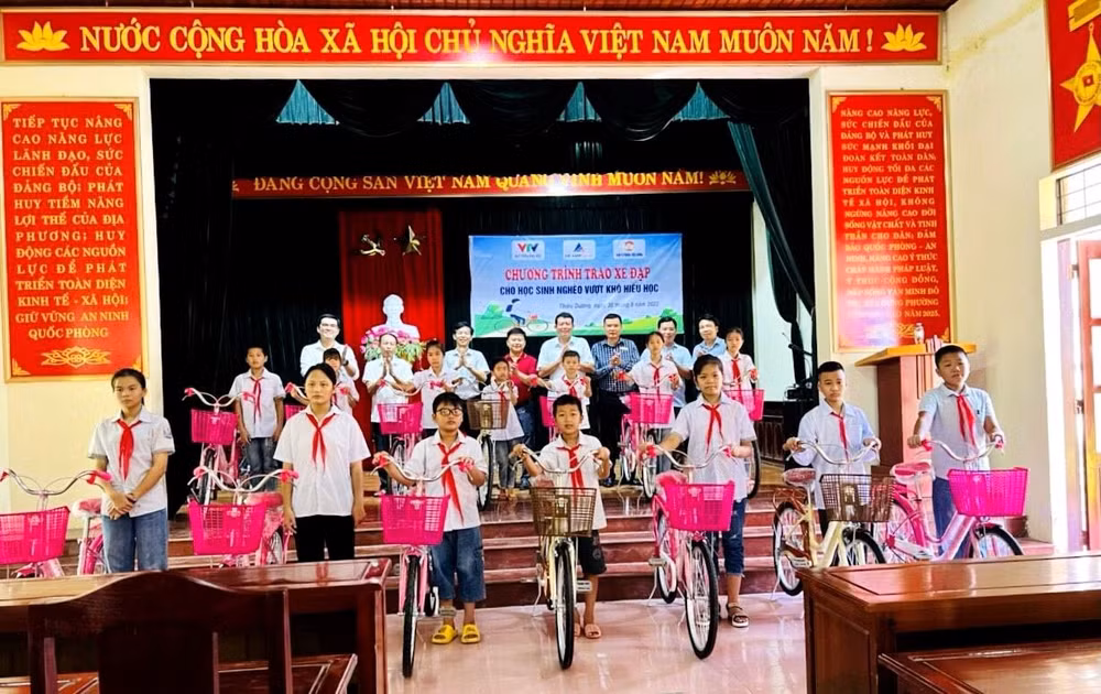 nhieu hoat dong y nghia cung em den truong truoc them nam hoc moi tai thanh hoa nam dinh hinh 2