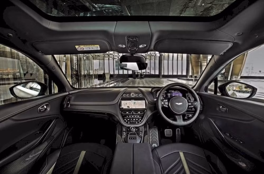 aston martin dbx 707 ra mat tai malaysia gia tu 57 ty dong hinh 5