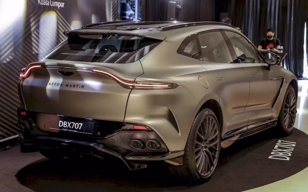 aston martin dbx 707 ra mat tai malaysia gia tu 57 ty dong hinh 4
